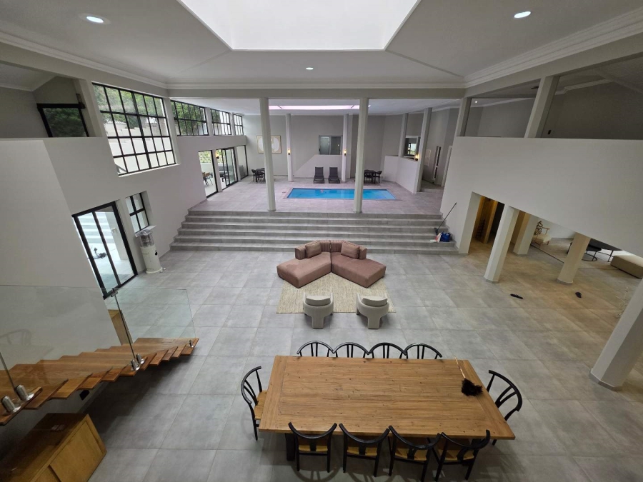5 Bedroom Property for Sale in Plattekloof Western Cape